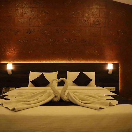 Hotel On The Rocks Mahabaleshwar Luaran gambar