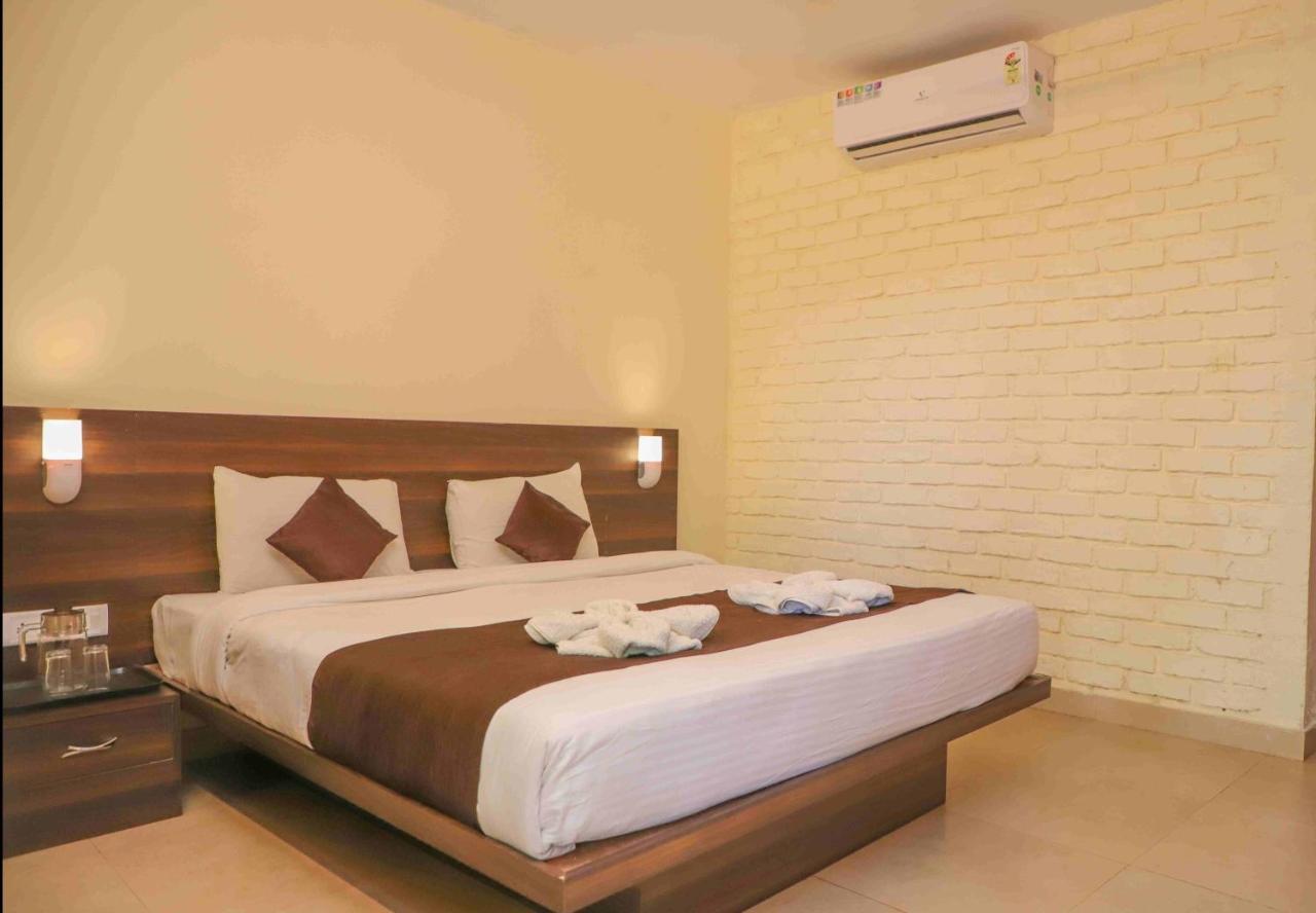 Hotel On The Rocks Mahabaleshwar Luaran gambar