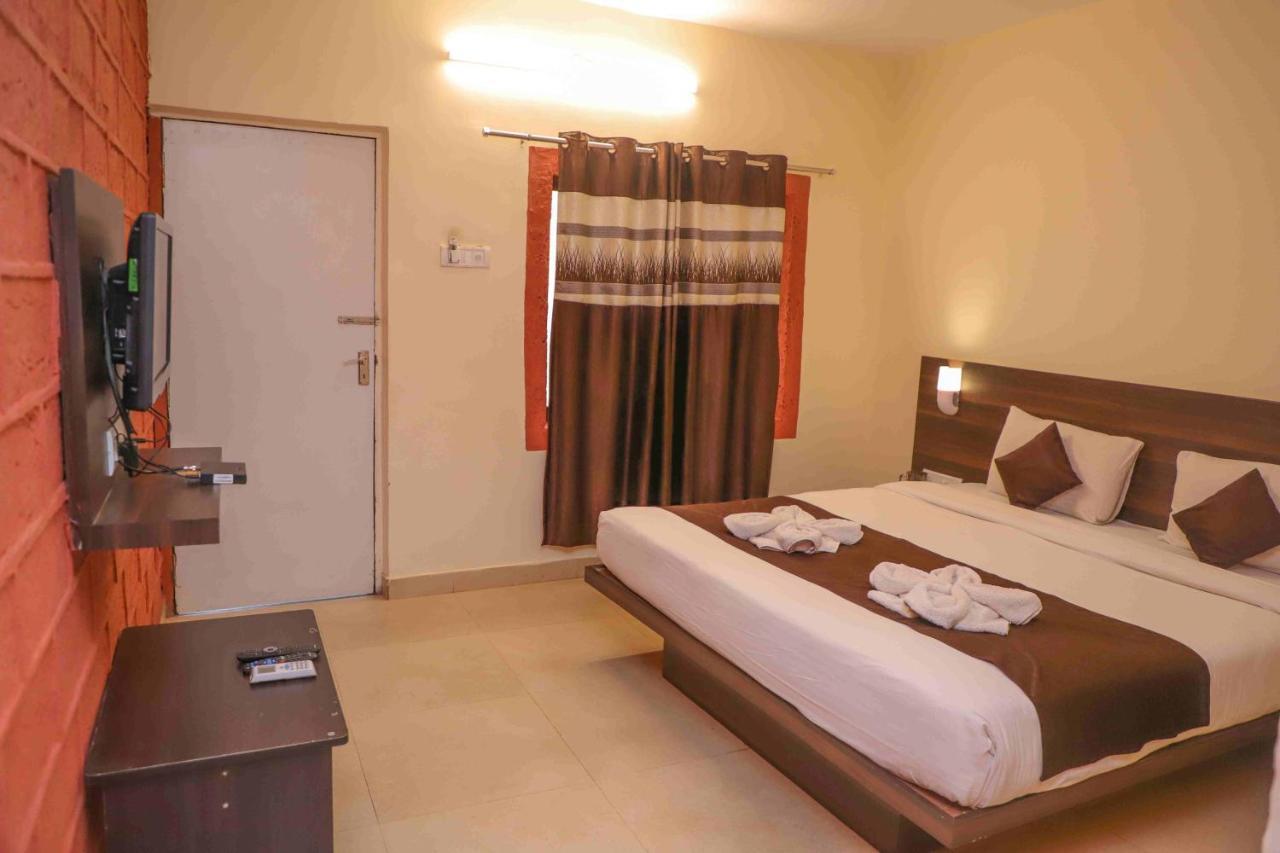 Hotel On The Rocks Mahabaleshwar Luaran gambar