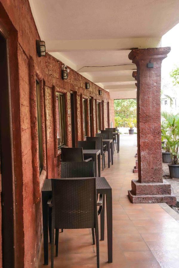 Hotel On The Rocks Mahabaleshwar Luaran gambar