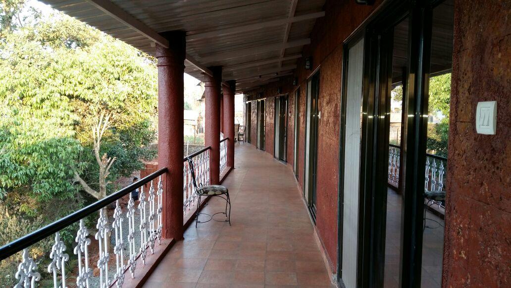 Hotel On The Rocks Mahabaleshwar Luaran gambar