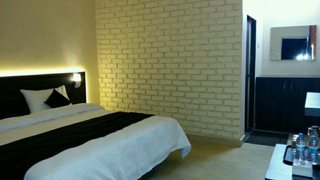 Hotel On The Rocks Mahabaleshwar Luaran gambar