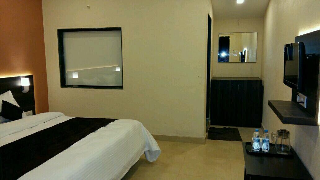 Hotel On The Rocks Mahabaleshwar Luaran gambar