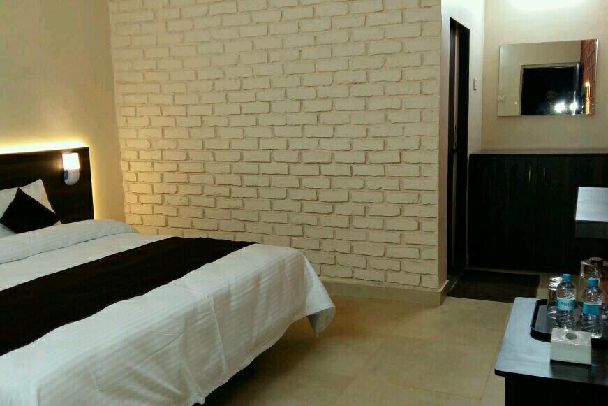 Hotel On The Rocks Mahabaleshwar Luaran gambar